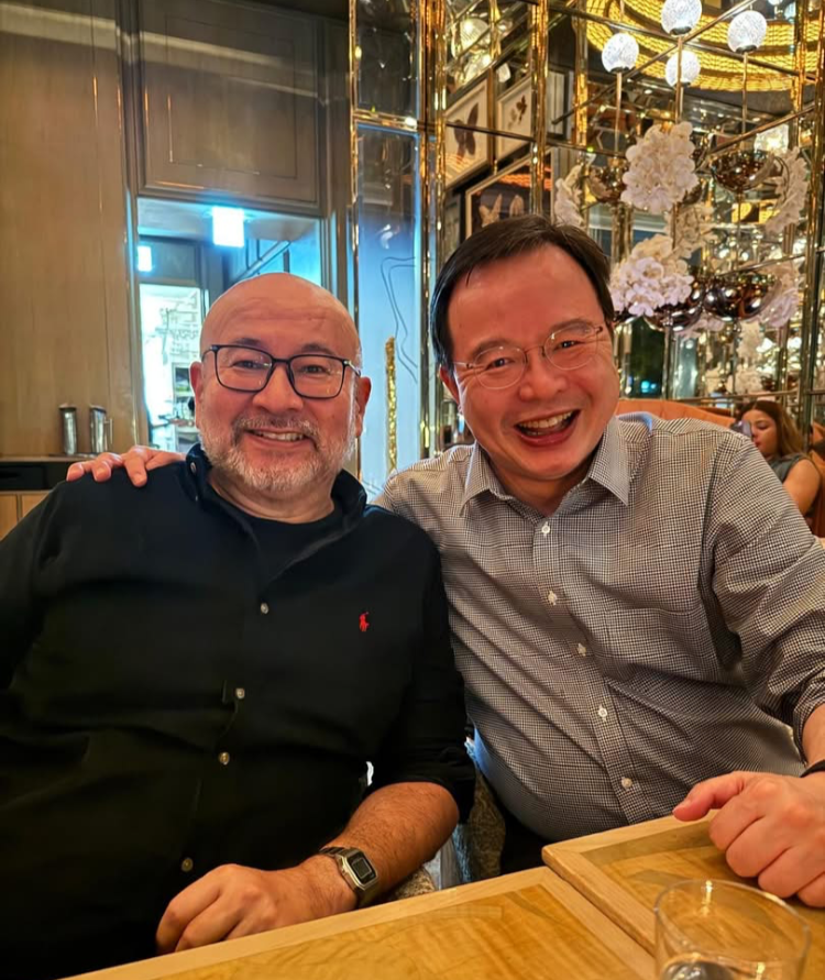 Old Dovorians Meet up in Hong Kong